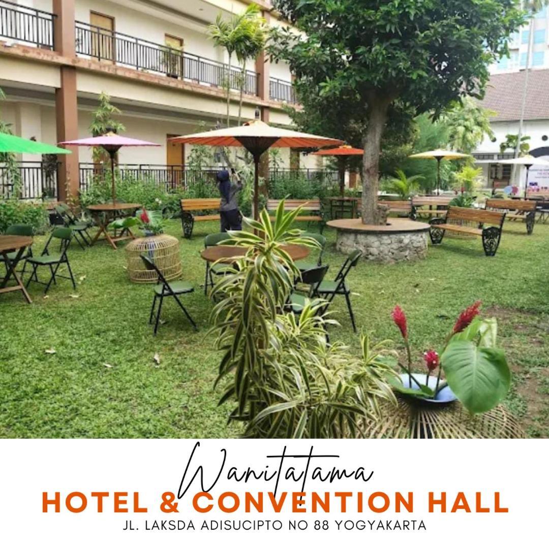 Wanitatama Hotel & Convention Hall Pakualaman 외부 사진